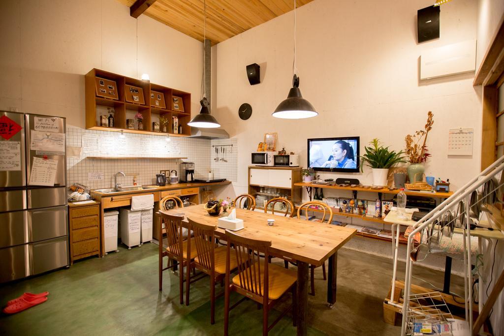 Guesthouse Anthut Shirakawa  Exterior photo